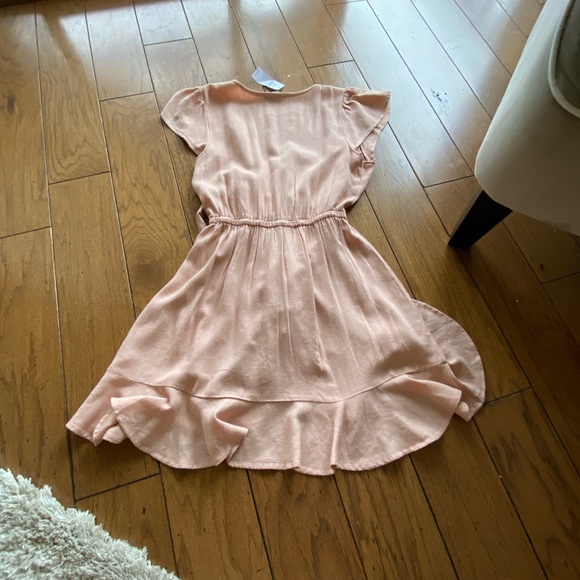 Woman’s dress - Picture 2 of 3